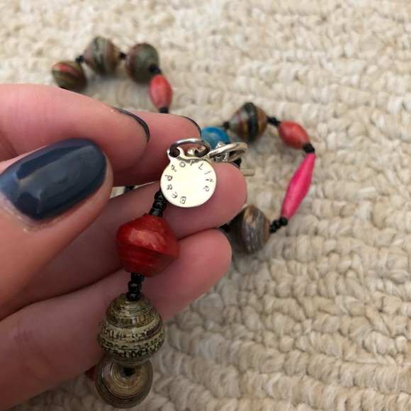 Ugandan ‘Bead for Life’ paper bead necklace - Picture 6 of 8